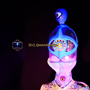 Header_QueenAlienEye
